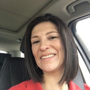 Meet your Posher, Sylvia q